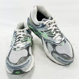 brooks ariel size 9.5